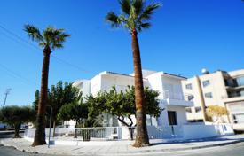 4 dormitorio chalet en Larnaca (city), Chipre. 380 000 €