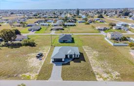 Casa de pueblo – Cape Coral, Florida, Estados Unidos. $438 000