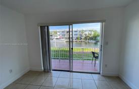 2-dormitorio apartamentos en condominio 79 m² en Miami, Estados Unidos. $349 000