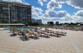 1-dormitorio apartamentos en condominio 81 m² en Hallandale Beach, Estados Unidos. $329 000