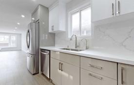 10 dormitorio casa de pueblo en Scarborough, Canadá. C$1 826 000