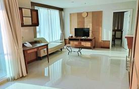 1-dormitorio apartamentos en condominio en Watthana, Tailandia. $289 000