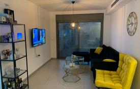 3 dormitorio piso 76 m² en Rishon Leziyyon, Israel. $745 000