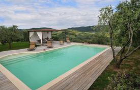 Villa – Seggiano, Toscana, Italia. 680 000 €