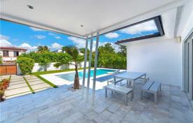 Villa – Miami Beach, Florida, Estados Unidos. $2 489 000