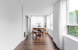 7 dormitorio piso en North York, Canadá. C$1 190 000