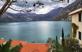 3 dormitorio piso 126 m² en Kotor city, Montenegro. 489 000 €