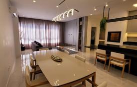 3 dormitorio piso 134 m² en Balneário Camboriú, Brasil. $492 000