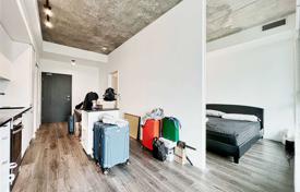 1 dormitorio piso en Etobicoke, Canadá. C$741 000