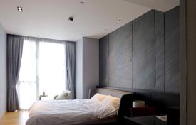2-dormitorio apartamentos en condominio en Khlong Toei, Tailandia. $3 700  por semana