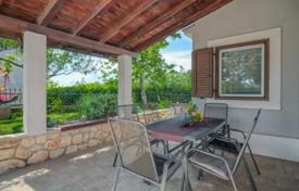 3 dormitorio casa de pueblo 169 m² en Kras, Croacia. 339 000 €
