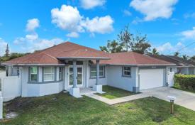 Casa de pueblo – Hallandale Beach, Florida, Estados Unidos. $990 000