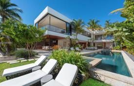 Villa – Miami Beach, Florida, Estados Unidos. $13 900 000