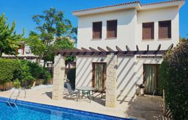 3 dormitorio villa 150 m² en Aphrodite Hills, Chipre. 710 000 €