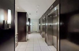 2 dormitorio piso en Scarborough, Canadá. C$686 000