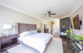 7 dormitorio adosado en Old Toronto, Canadá. C$2 192 000