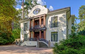 7 dormitorio casa de pueblo 600 m² en Jurmala, Letonia. 1 650 000 €