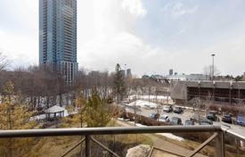 5 dormitorio piso en North York, Canadá. C$789 000