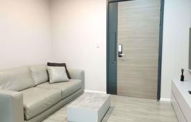 1-dormitorio apartamentos en condominio en Sathon, Tailandia. $130 000