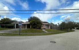 Piso 252 m² en Palmetto Bay, Estados Unidos. $790 000