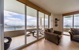 3 dormitorio piso 206 m² en Miami, Estados Unidos. $1 395 000