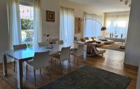 5 dormitorio villa 350 m² en Campiglia Marittima, Italia. 650 000 €