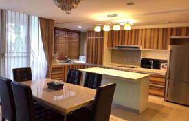 3-dormitorio apartamentos en condominio en Watthana, Tailandia. $505 000