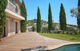 6 dormitorio villa en Mougins, Francia. 2 580 000 €