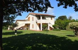 Terreno en Livorno, Italia. 1 280 000 €