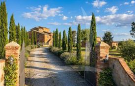 3 dormitorio villa 530 m² en Cortona, Italia. 1 200 000 €