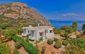 3 dormitorio casa de pueblo 100 m² en Administration of the Peloponnese, Western Greece and the Ionian Islands, Grecia. 255 000 €