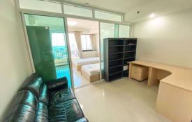 1-dormitorio apartamentos en condominio en Sathon, Tailandia. $98 000