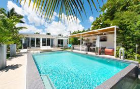 7 dormitorio villa 230 m² en Miami Beach, Estados Unidos. $6 390 000