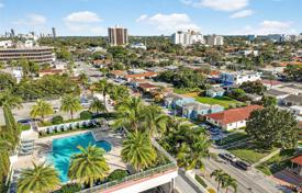 2 dormitorio casa de pueblo 115 m² en Miami, Estados Unidos. $499 000