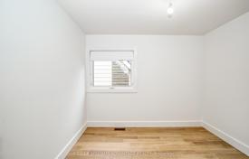 9 dormitorio adosado en Old Toronto, Canadá. C$1 750 000