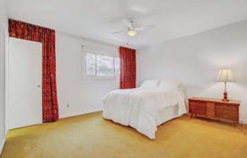 4 dormitorio casa de pueblo en Scarborough, Canadá. C$1 444 000