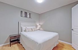 2 dormitorio piso en Simcoe Street, Canadá. C$1 112 000