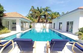 12 dormitorio villa 400 m² en Pattaya, Tailandia. $1 252 000