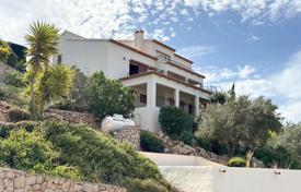 8 dormitorio chalet 579 m² en Denia, España. 1 150 000 €