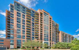 5 dormitorio piso en Heintzman Street, Canadá. C$891 000