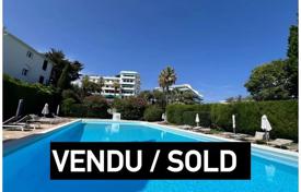 4 dormitorio piso en Antibes, Francia. 560 000 €