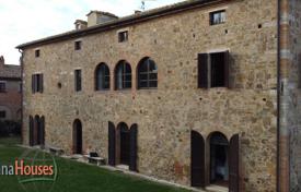 Villa – Montalcino, Toscana, Italia. 1 950 000 €