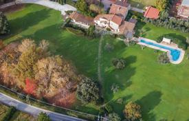 15 dormitorio villa en Forte dei Marmi, Italia. 11 000 000 €