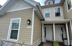 4 dormitorio casa de pueblo en Kissimmee, Estados Unidos. $455 000