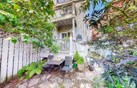 5 dormitorio adosado en Old Toronto, Canadá. C$1 519 000