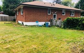 6 dormitorio casa de pueblo en Scarborough, Canadá. C$1 574 000