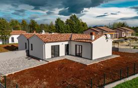 2 dormitorio casa de pueblo 82 m² en Barban, Croacia. 285 000 €