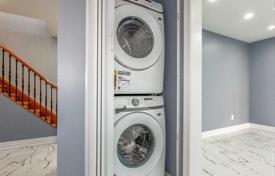 7 dormitorio casa de pueblo en Scarborough, Canadá. C$2 135 000
