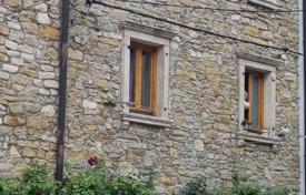 5 dormitorio casa de pueblo 336 m² en Buje, Croacia. 520 000 €