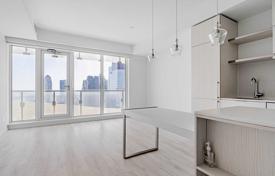 3 dormitorio piso en Yonge Street, Canadá. C$991 000